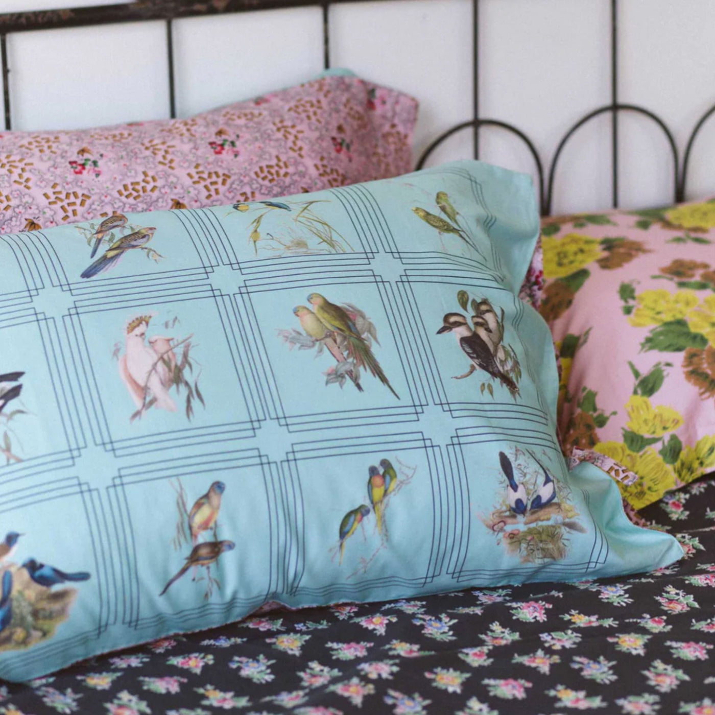 Lazybones Australian Bird Pillowcase Set